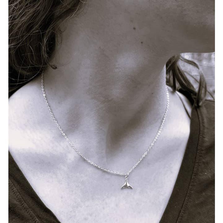 Semaki & Bird – wholesale Pendant/charm necklace – Alaska Whale Tail Necklace - 14k gold over sterling silver3
