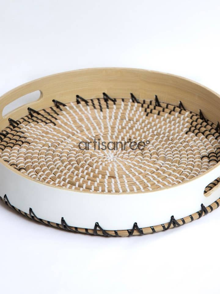 Dekoratives, handgewebtes Bambus-Serviertablett mit für den Großhandel von ARTISANREE