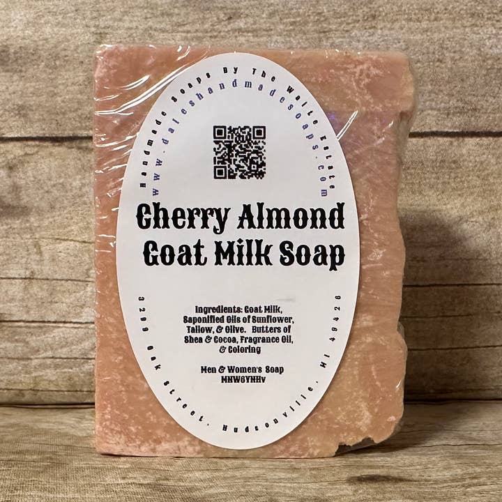 Dales Handmade Soaps & More - Vente Pains de savon - Savon aux amandes cerises0