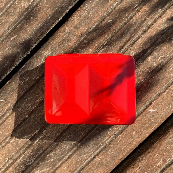 LA NOUVELLE VAGUE COULEURS - Wholesale Palette/Mixing Tray - Small empty lacquered metal watercolor palette - 3 colors available