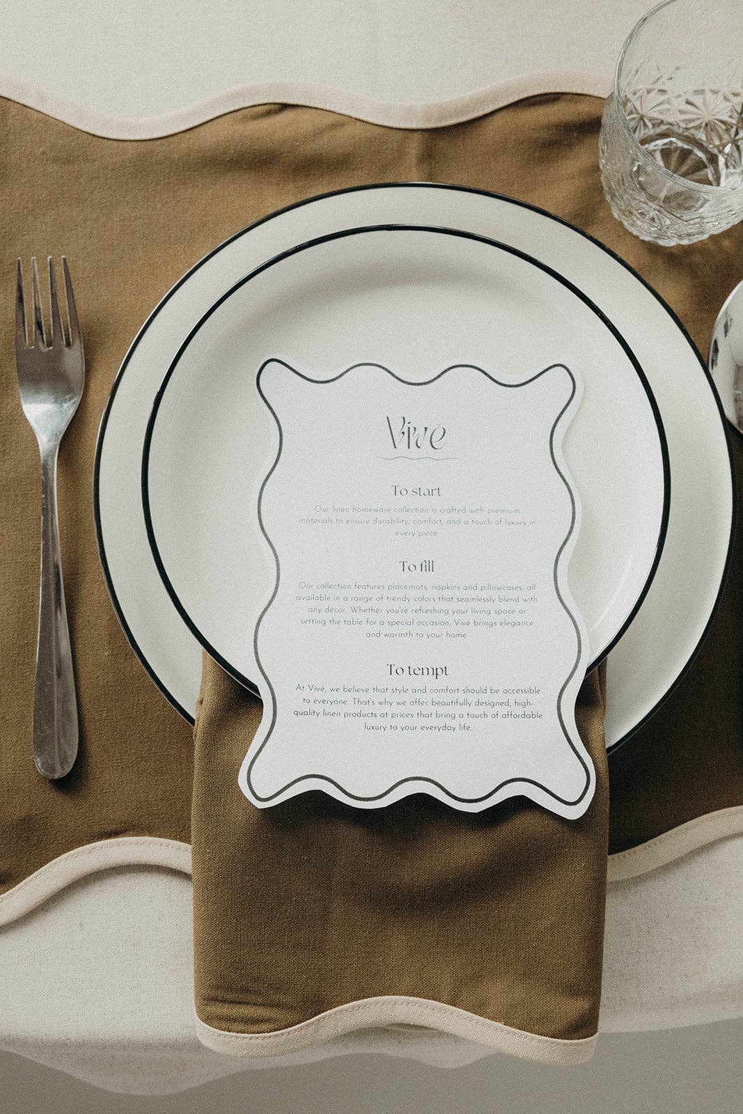 Vivé - Wholesale Placemat - Lilou Scallop PLACEMAT6