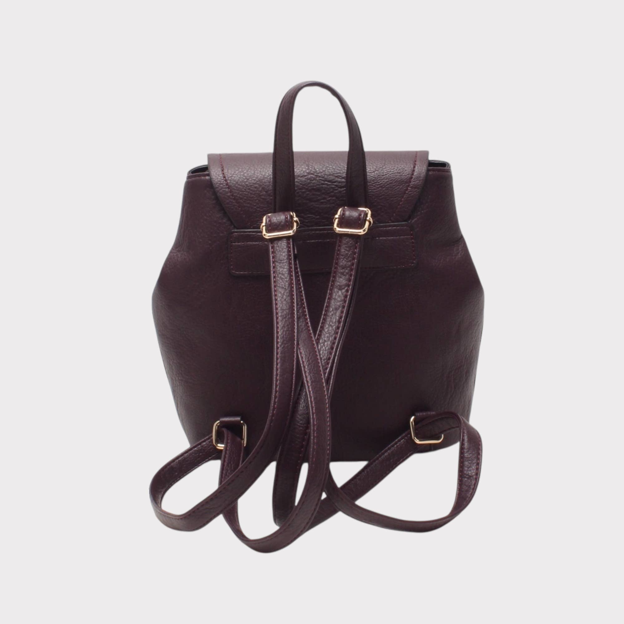 BESTINI - Wholesale Backpack - Women's - Small backpack, magnetic clasp and zipper, with front pocket5