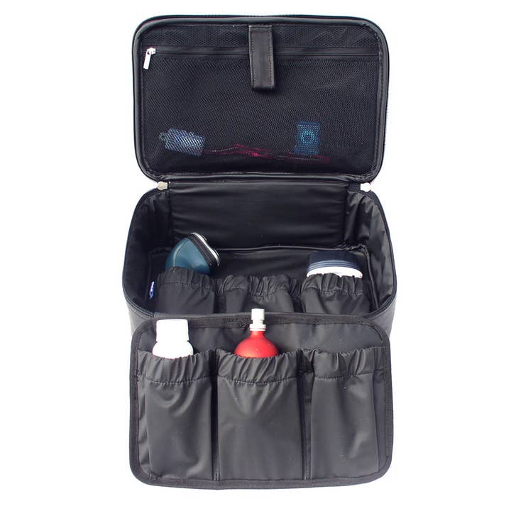 Piel Leather - Wholesale Makeup/Cosmetic Bag - HANGING COSMETIC UTILITY KIT