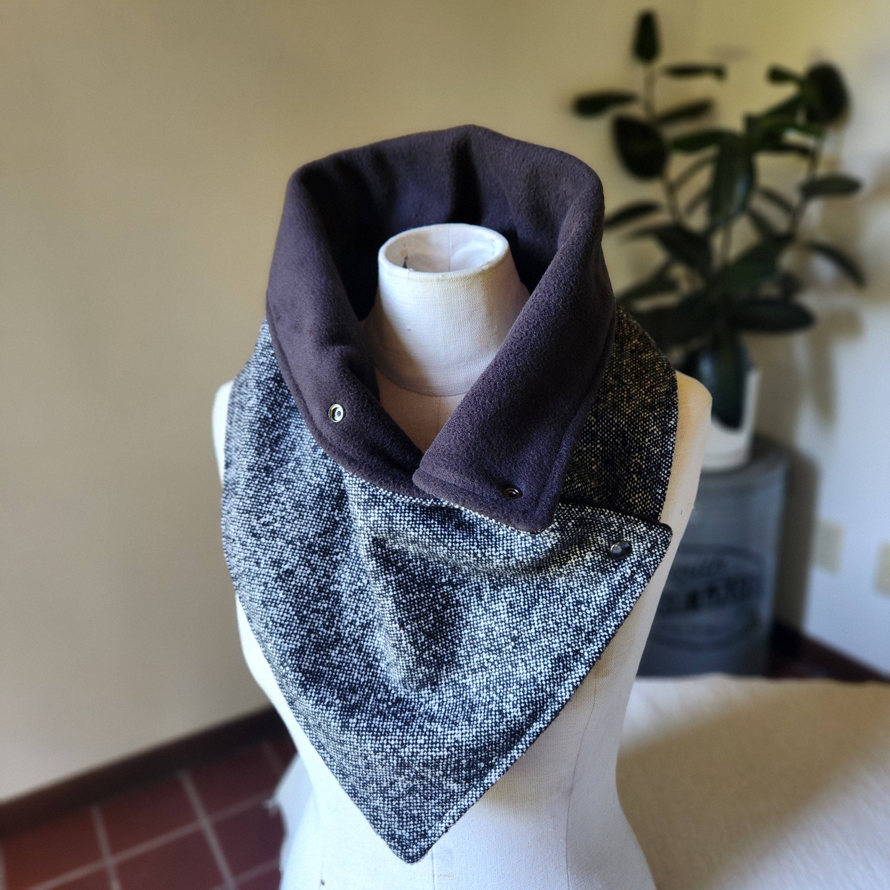 Grandma Skills - Wholesale Scarf - Women's - Snap Cowl-Black & White Twill1
