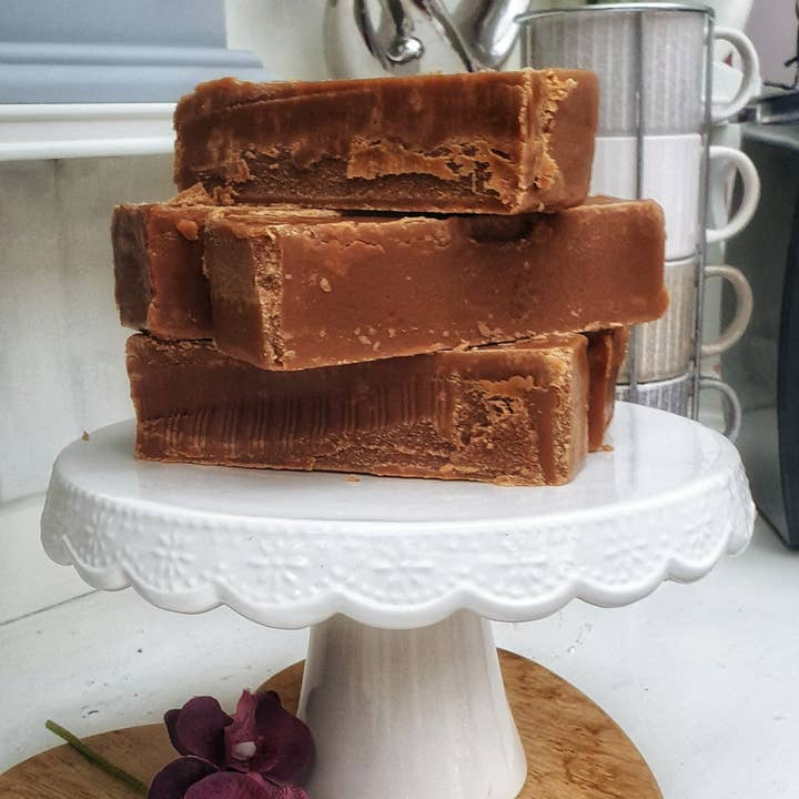 The Ironbridge Fudge Co. - Wholesale Fudge - Cinnamon Creamy Fudge - Vegetarian