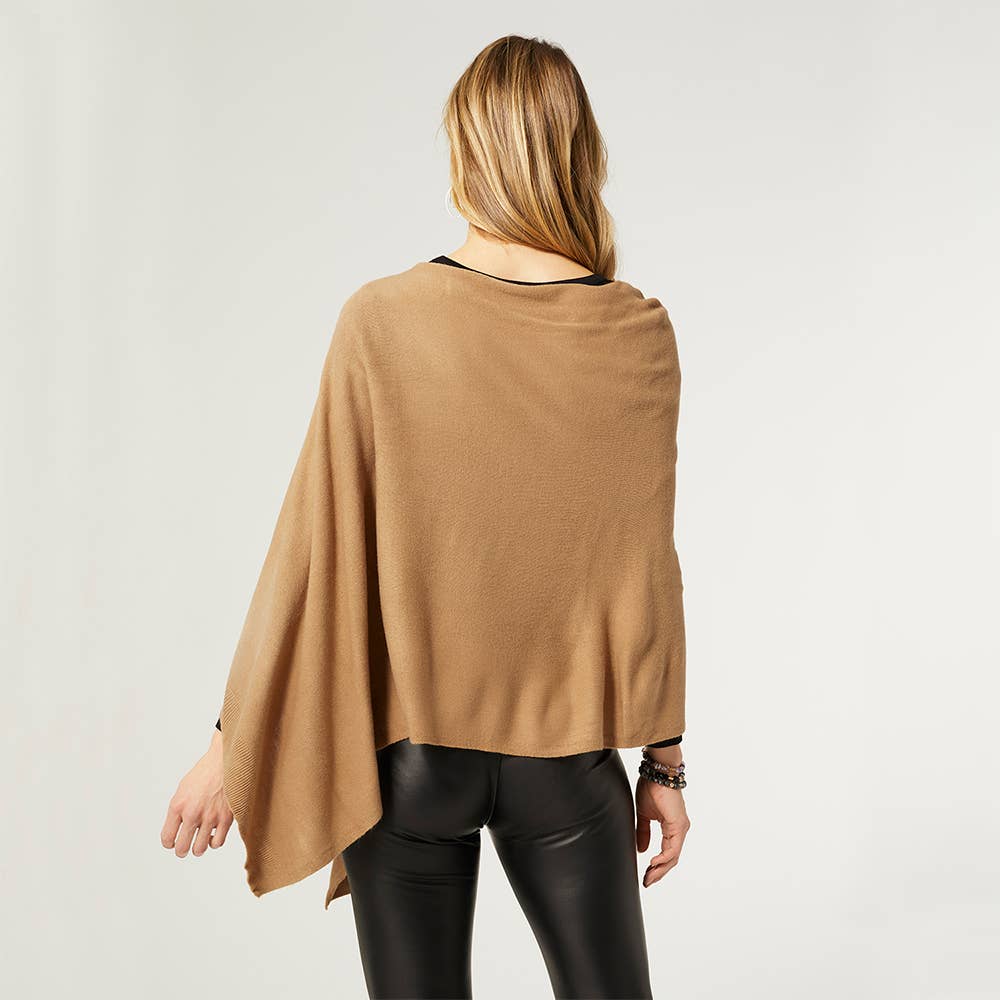 COCO + CARMEN - Wholesale Poncho - Women's - Lightweight Poncho7