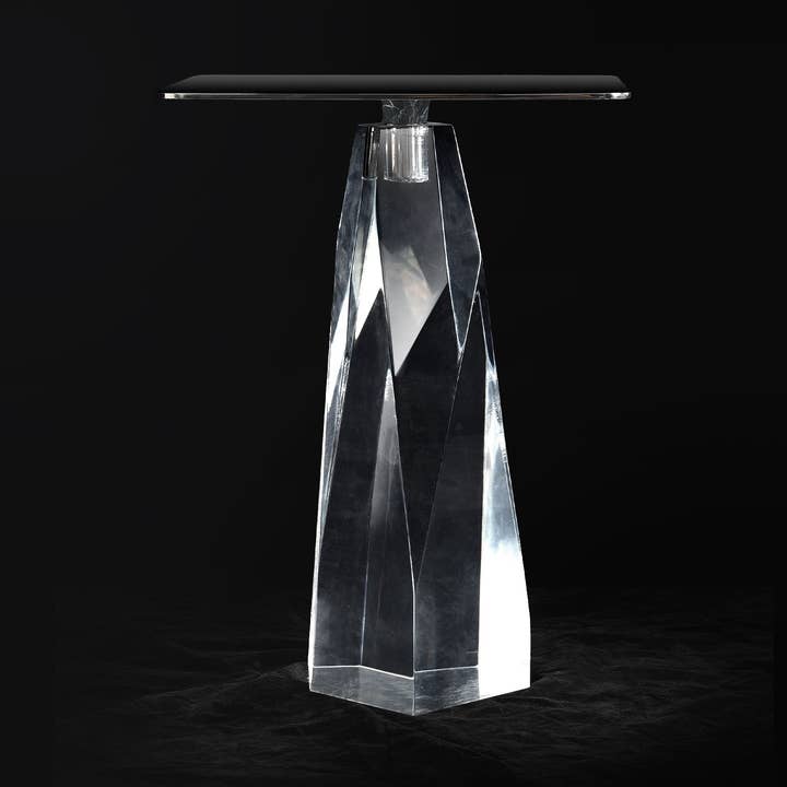 Table d'appoint piédestal Prism pour la vente par Lumière Creation