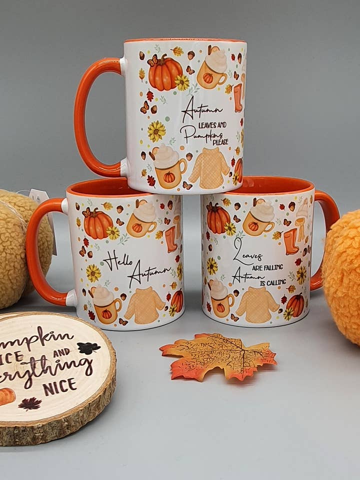 Mugs imprimés automnaux pour la vente par Gift and Stitch