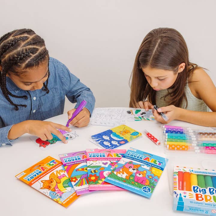 OOLY - Wholesale Coloring & Activity Book - Kids & Baby - Undercover Art: Hidden Pattern Coloring Activity - Unicorn F4