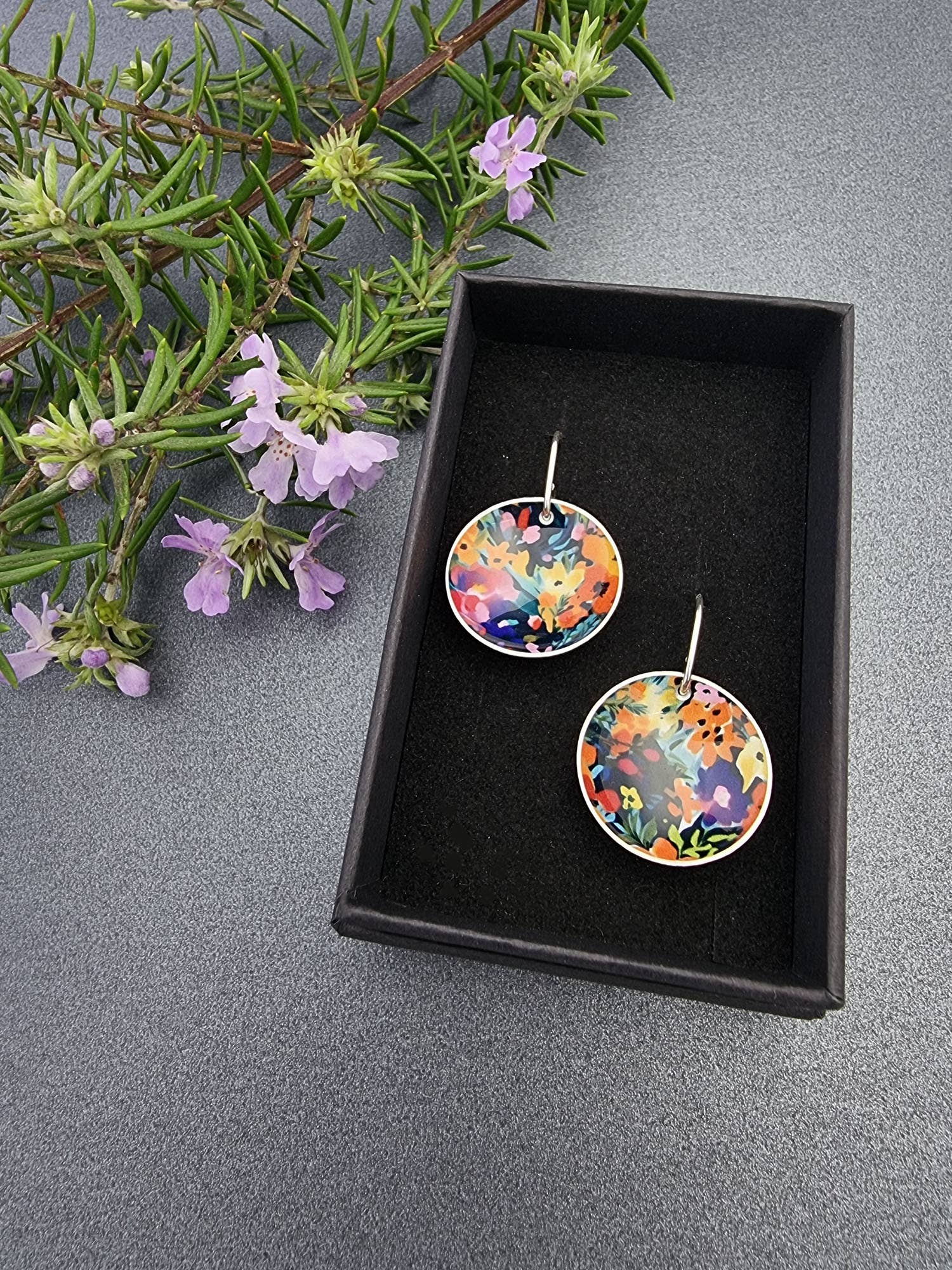 erin.k creative studio - Wholesale Dangle earrings - FLORETTE - Bouquet domed earrings2