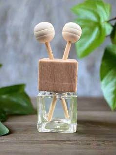 Vent Clip Diffuser for wholesale by KandM Candles and Decor