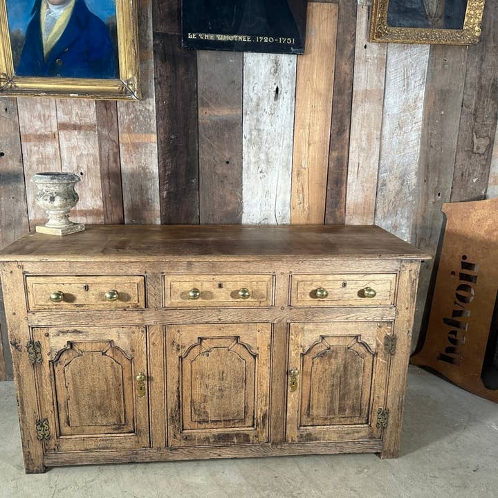 Antiguo aparador de roble inglés para ama de llaves para venta al por mayor de belvoir