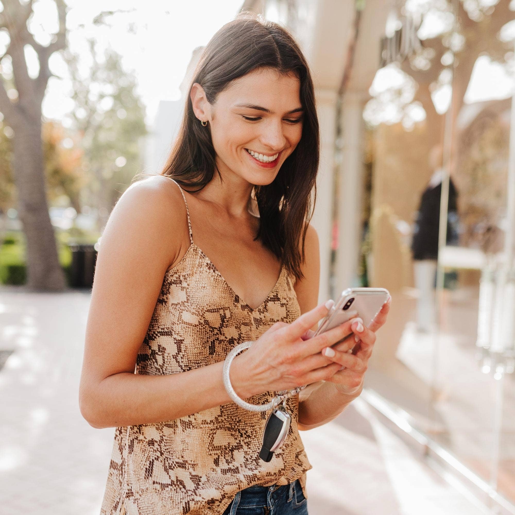 Palla discoteca Portachiavi Bracciale in Resina Big O® – Scintillio a Sfera da Discoteca in vendita all'ingrosso su Faire5