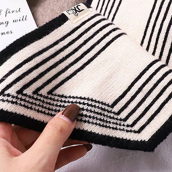 BLACK WHITE Split-Joint Striped Scarf for wholesale on Faire3