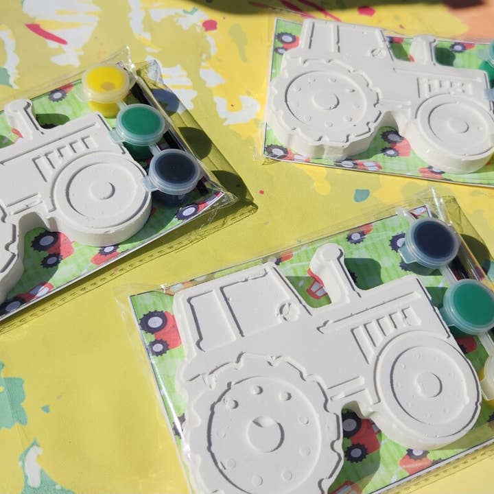 Snazzy Crayons - Wholesale Party Favor - Tractor Paint Kits l Party Favors l Tractor Craft