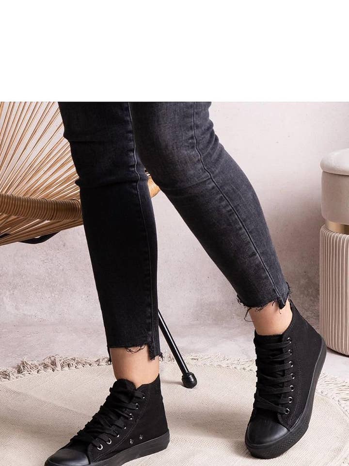 Lieber Deem Marktplatz - Wholesale Lifestyle Sneakers - Women's - Sneakers Model 207214 Solea8