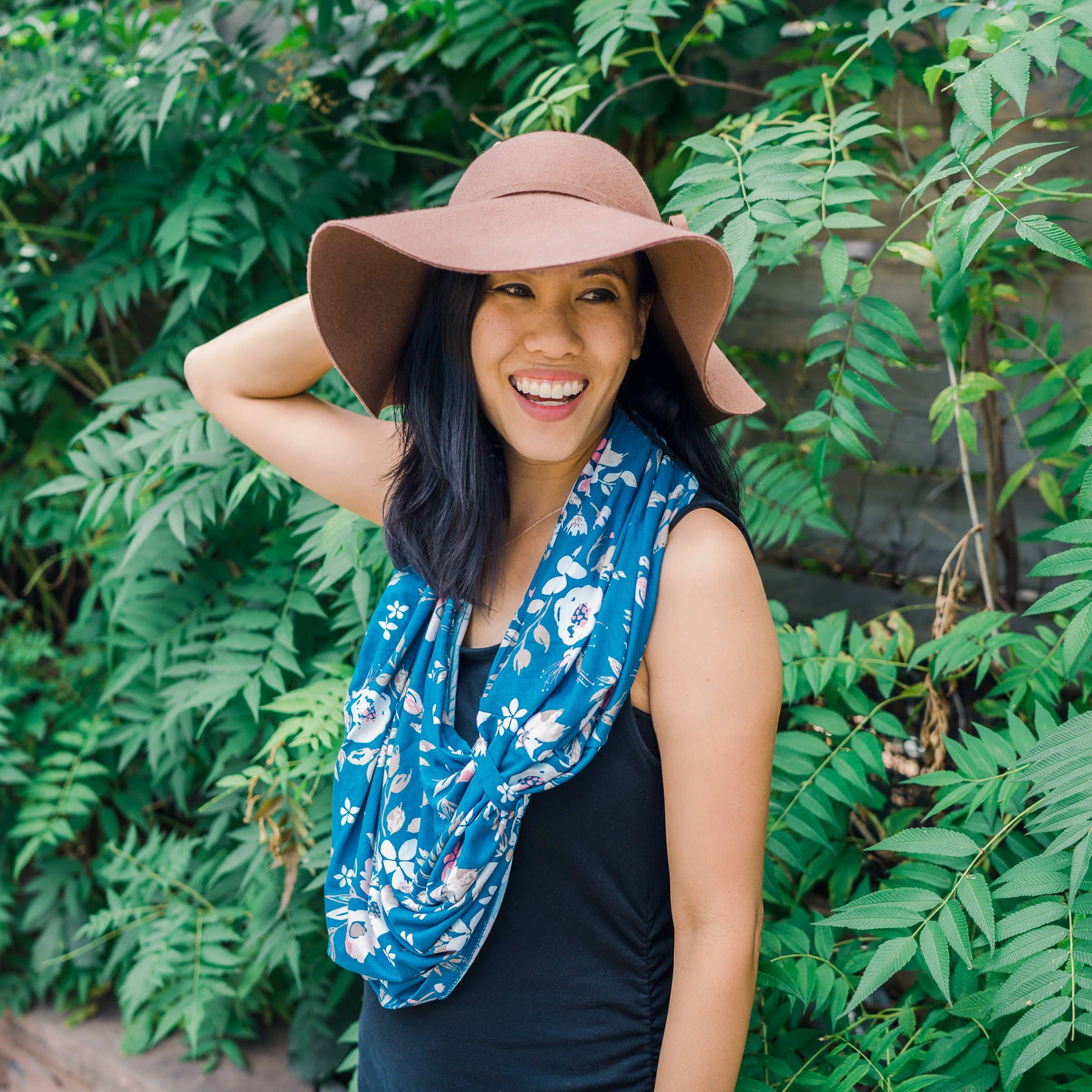 Bebe au Lait - Wholesale Nursing Cover - Maternity - Midnight Floral 5-in-1 Multi-Use Cover7