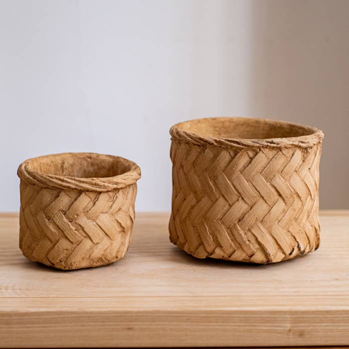 Rustic Reach - Wholesale Plant Pot - Bamboo Looking Cement Planter