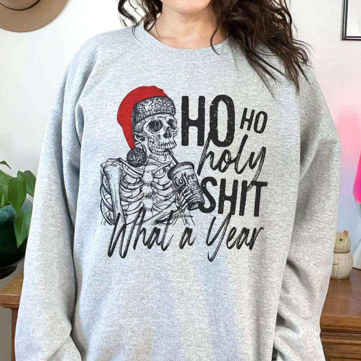 Ho Ho Holy Sh*t Vilket år Skeleton Christmas Unisex Tung Blandad tröja med rund hals för wholesale av with love, aj.