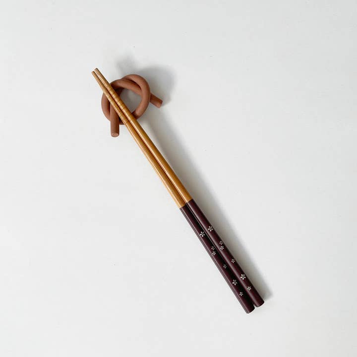 Sunday Studio - Wholesale Spoon Rest - Handmade Ceramic Knot Chopstick Rest5