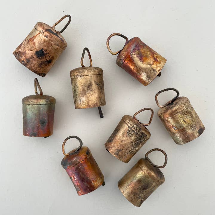 fort & field - Wholesale Bell - 1 3/4" rustic flat top tin brass finish bell metal striker