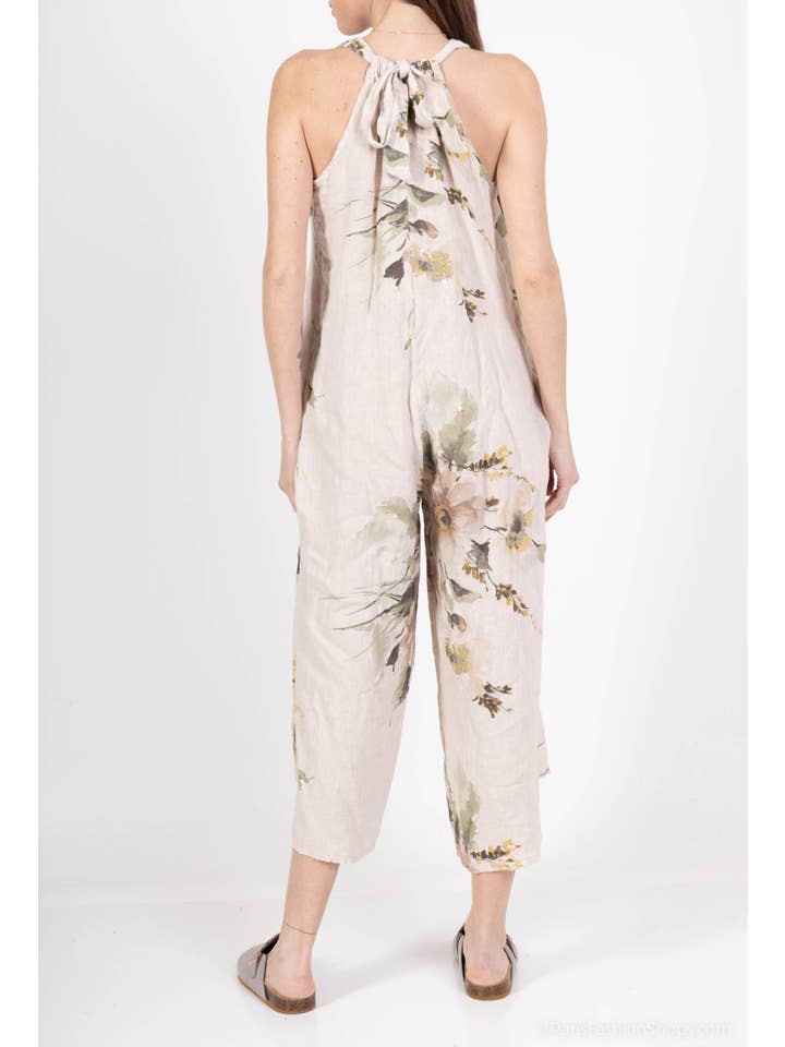 Shyloh - Wholesale Onesie - Women's - Flowy long dress with floral print and straps 2059910