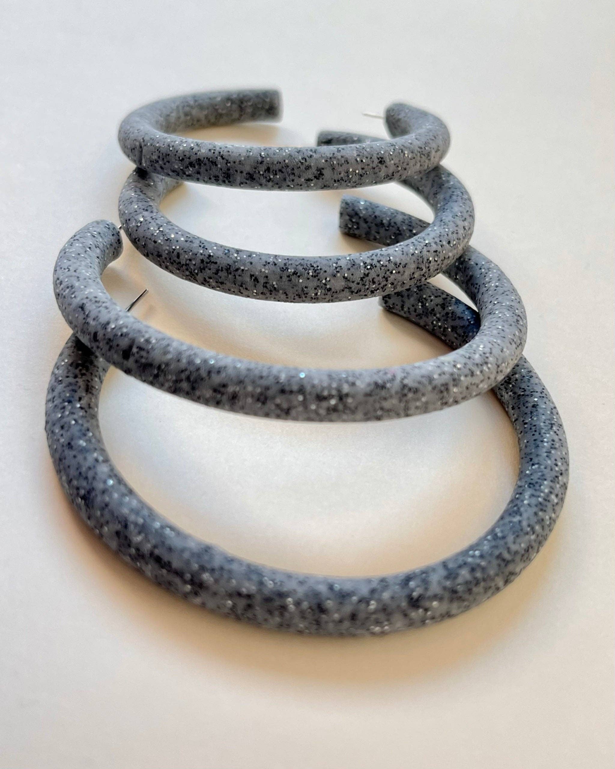 Areto Shop - Wholesale Hoop Earrings - The Little Aretos5