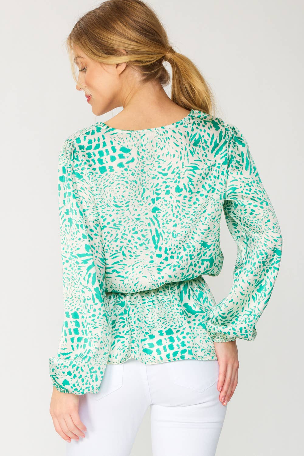 FSL Apparel – wholesale Blouse – Women’s – ST3755 - ANIMAL PRINT SATIN V NECK PEPLUM TOP3