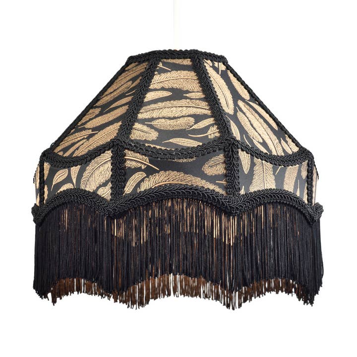 Traditionel sort victoriansk Empire vedhængsskærm med kvast for engroshandel hos Happy Homewares