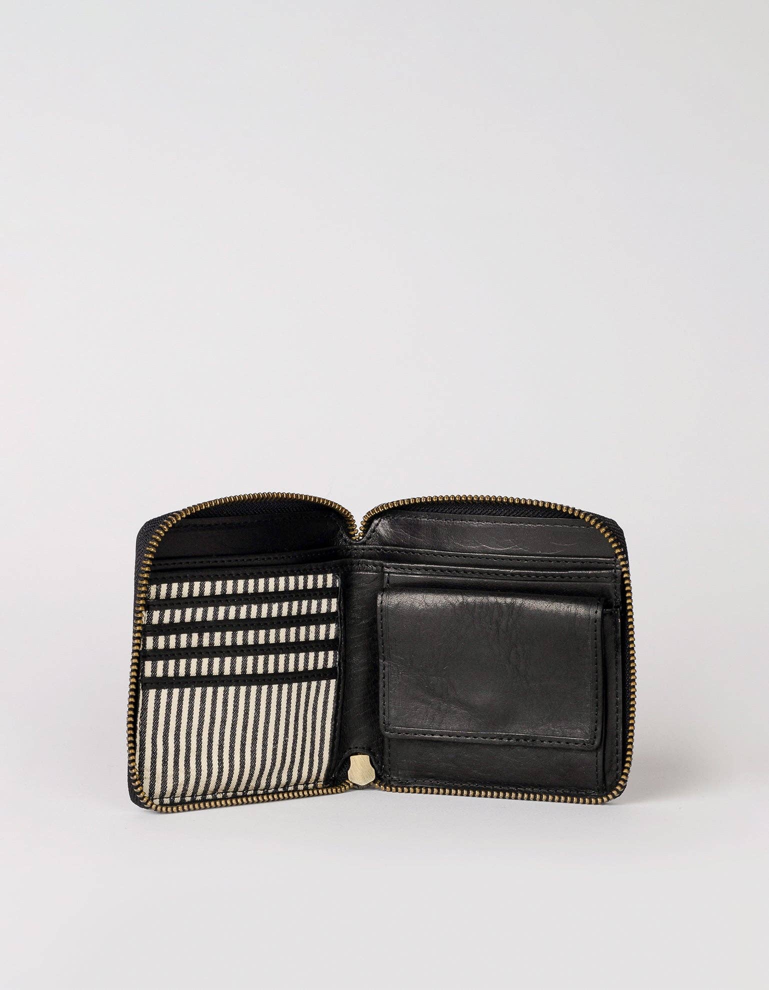 O My Bag - Wholesale Wallet - Women's - Sonny Square Wallet - Black Stromboli Leather2