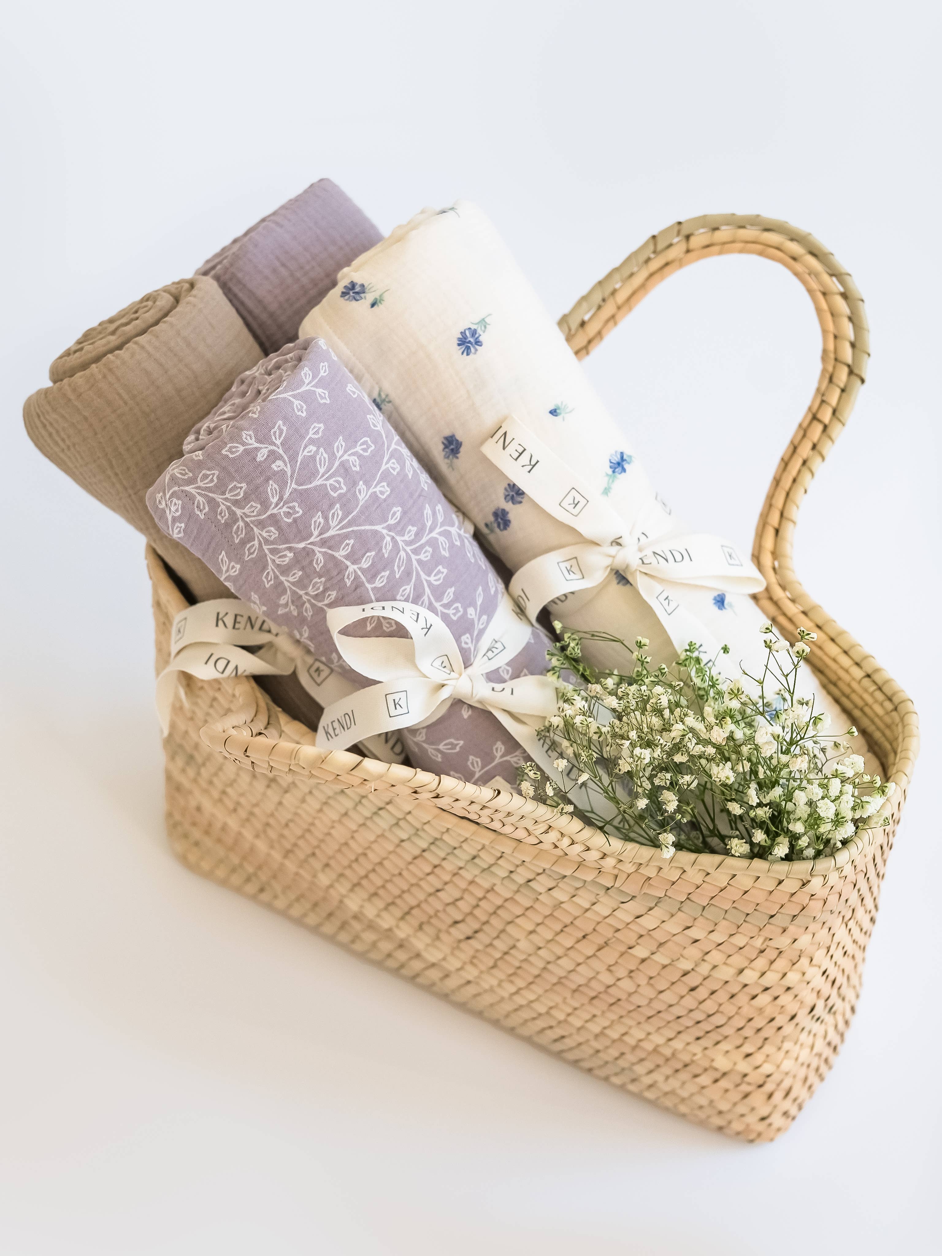 Colored Organics - Vente Lange – bébé - Couverture d'emmaillotage en mousseline biologique pour bébé - Lucia Floral / Lilla2