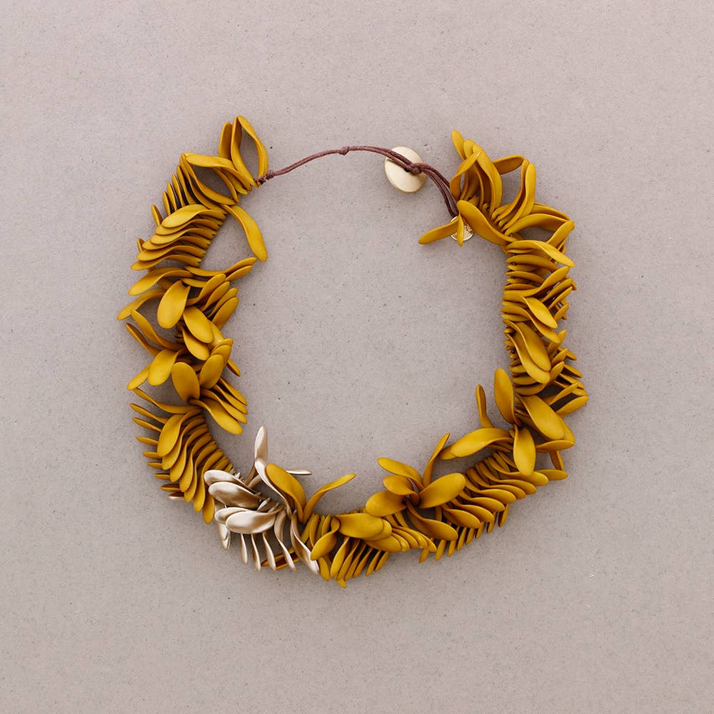 Sonata - Wholesale Choker/Collar - Petalos Resin Necklace3