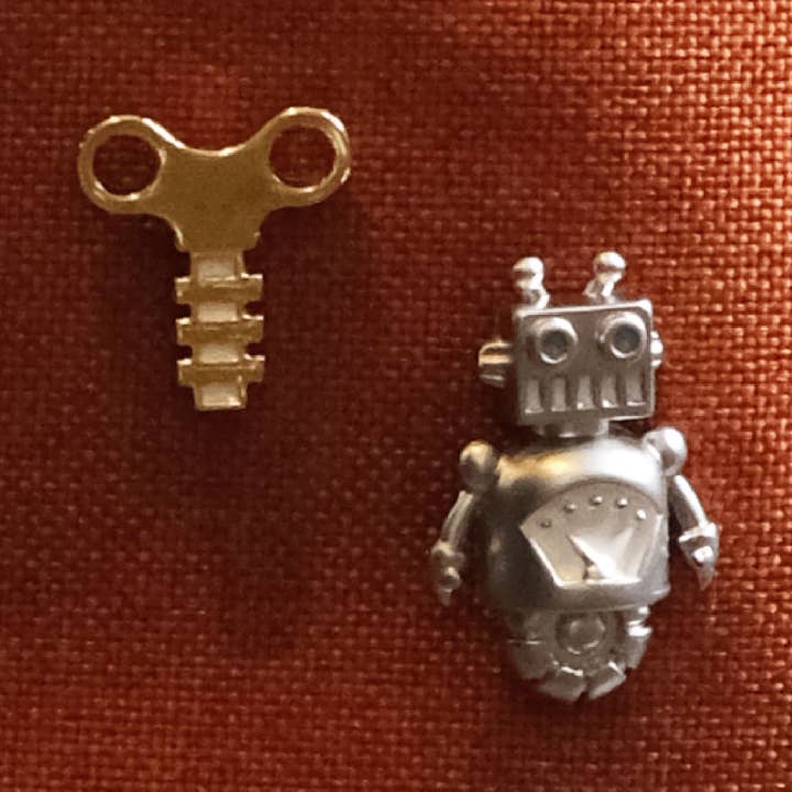 Metalmorphose 3D Fashion Pins - Robot & Winding Tool Pins for wholesale by Oli Olsen