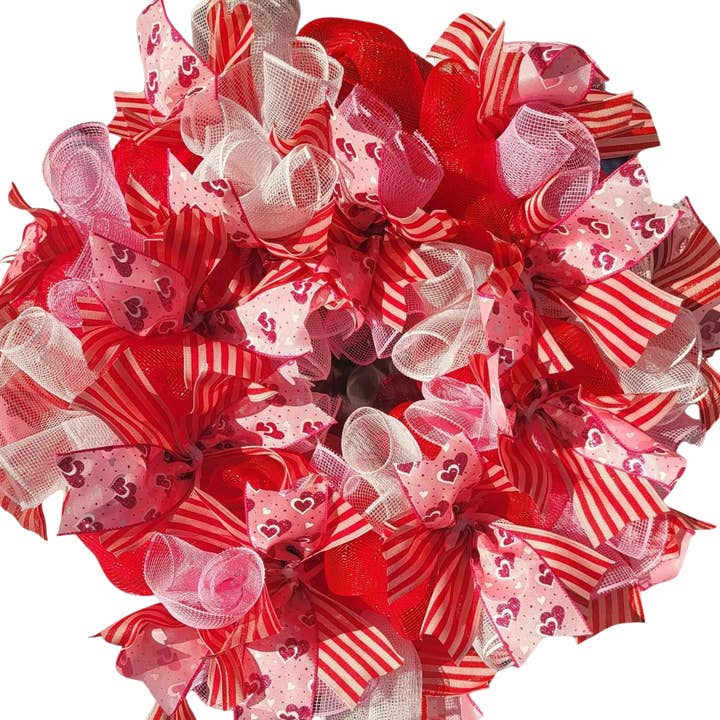 An Array of Wreaths, LLC – Engroshandel Krans – Rød, hvid og lyserød dekormesh Valentinskrans0