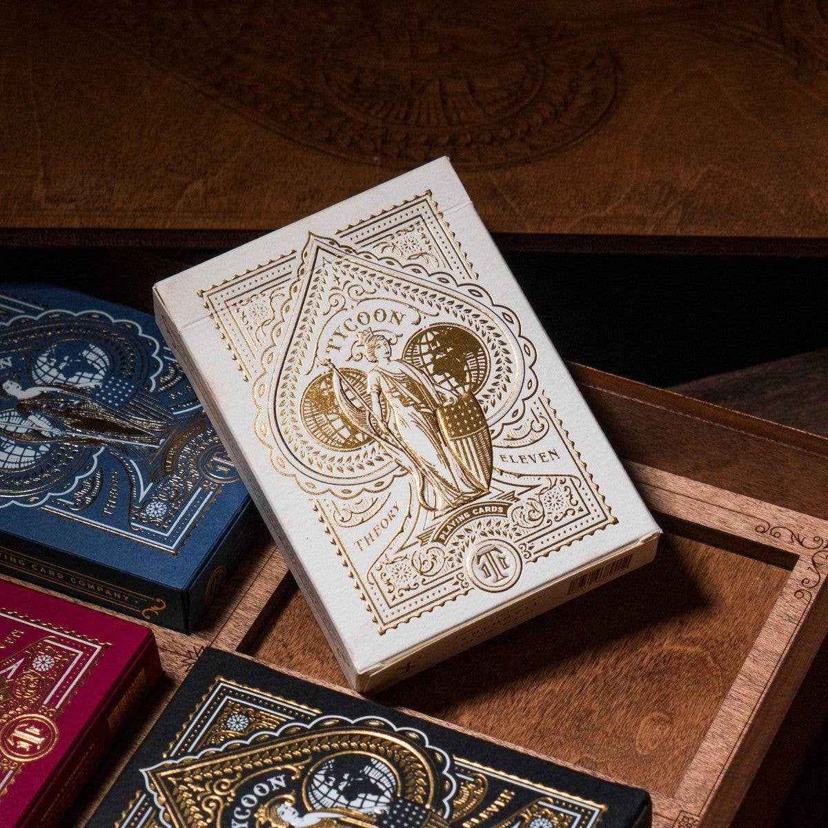 Cardshouse - Wholesale Playing Cards - Theory11 Tycoon Cards (White)7