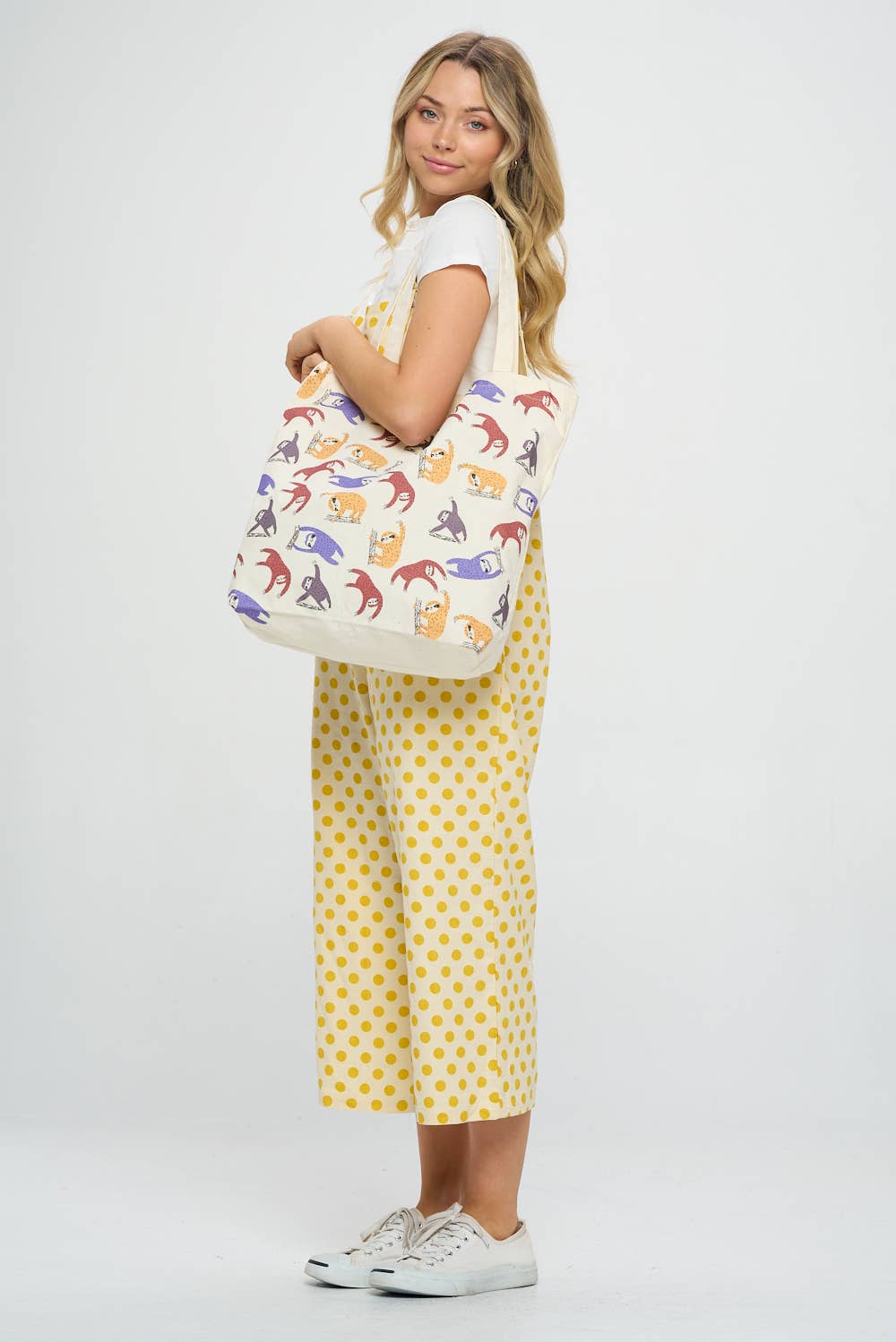 SM WARDROBE - Wholesale Tote Bag - Women's - COLORFUL SLOTH PRINT TOTE BAGS2