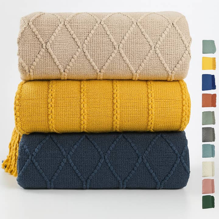 Fennco Styles – wholesale Throw blanket – Rhombus Diamond Knit 50x60 Inch Throw Blanket1