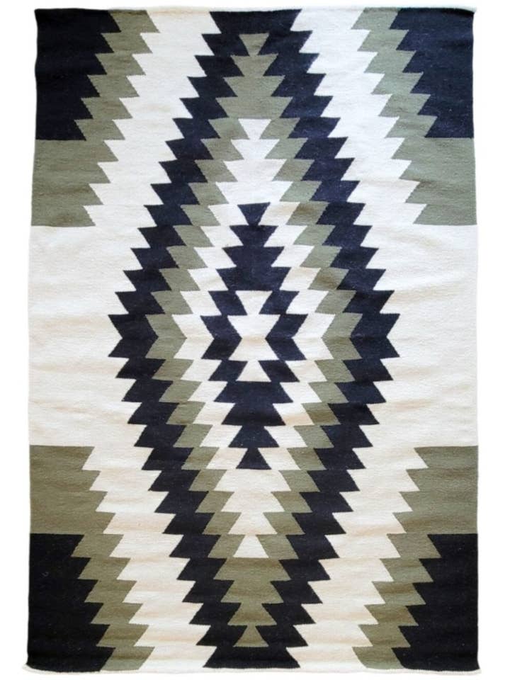 Olivengrøn og fløde Kilim Area tæppe - Ciara for engroshandel hos Mumo Toronto Inc