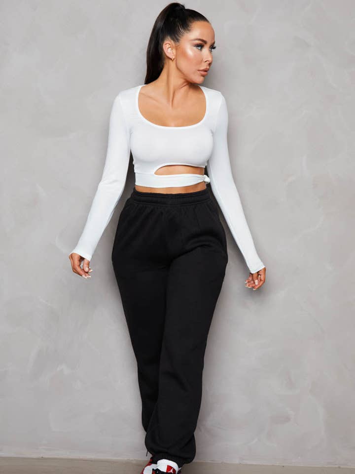 Pantaloni da jogging neri oversize a vita alta con coulisse arricciata e risvolto - Samira per la vendita all'ingrosso da parte di Femme Luxe