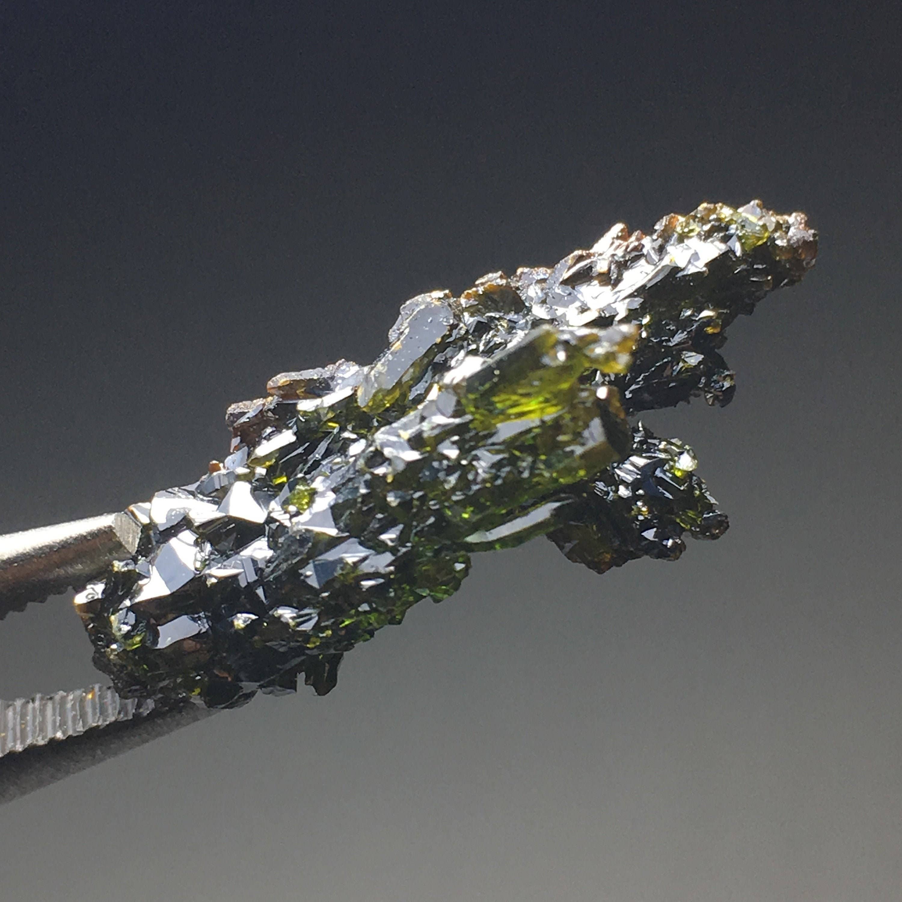 Wildheart Crystals - Wholesale Spiritual Stone/Crystal - Nice Green Terminated Zincite Crystal4