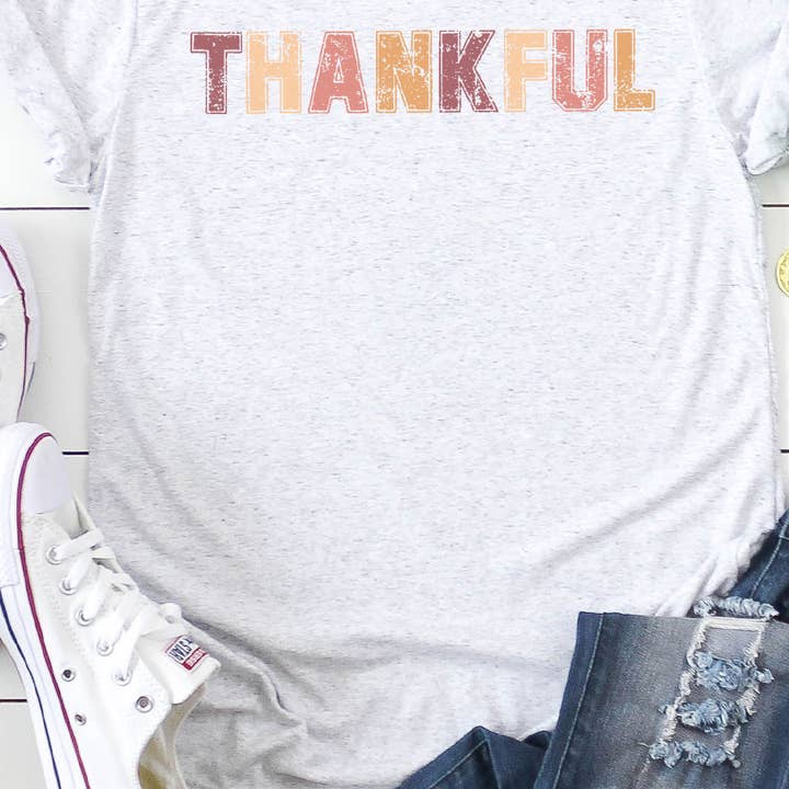 Tee Graphic Tee para venta al por mayor de Kissed Apparel