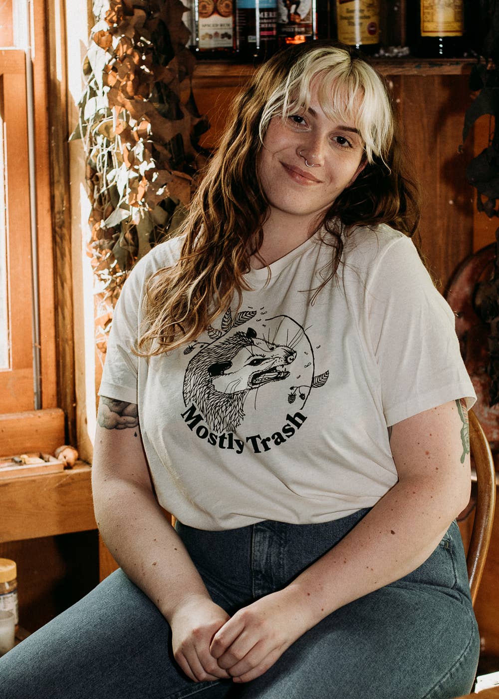 Simka Sol – T-shirt estampada - Mulher por atacado – Moasty Trash - T-shirt unissex em Heather Oatmeal3