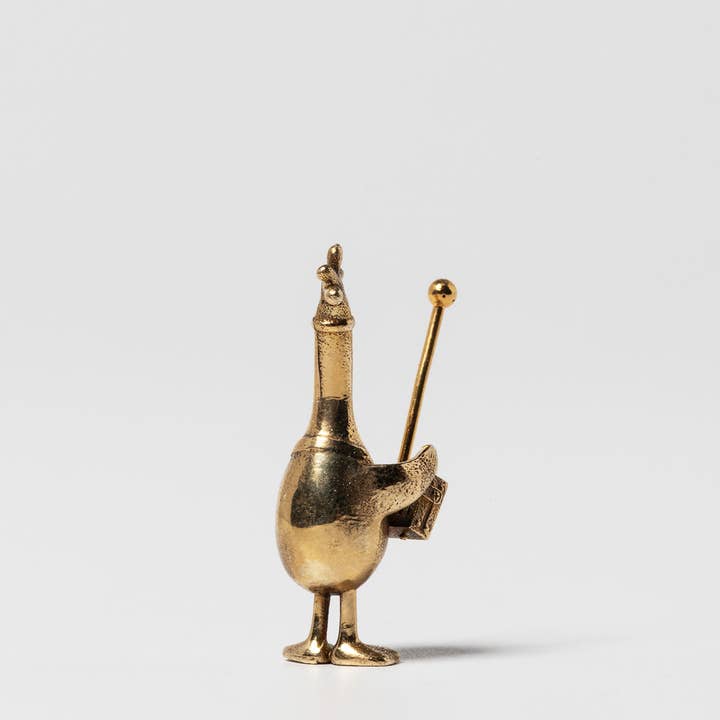 LICENSED TO CHARM – wholesale Decorative figurine – Feather's McGraw Miniature Bronze Figurine4