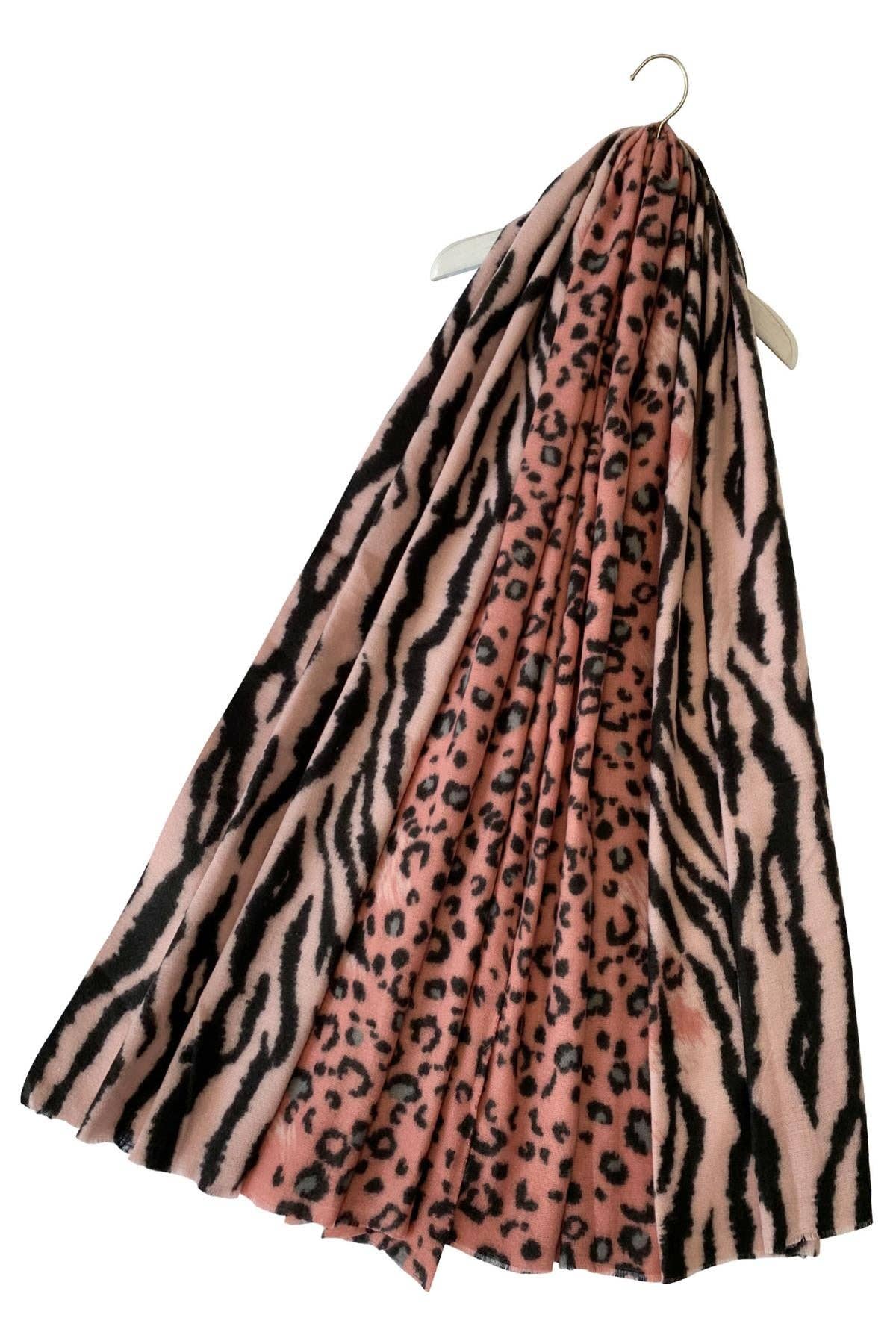 Fashion Scarf World – wholesale Scarf – Women's – Fashion Leopard and Zebra Print Wool Scarf6