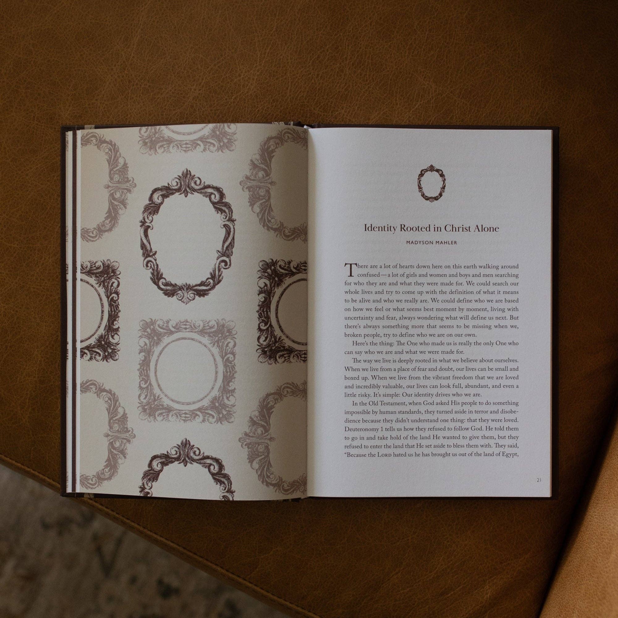 The Daily Grace Co - Vente Religion - Bien-aimé | Anthologie | Comment appartenir à Jésus sécurise votre identité5