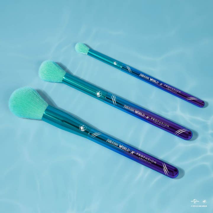 Profusion Cosmetics - Wholesale Makeup Brush Set - Jurassic World | Slash. Soar. Roar! Face & Eye Brush Set
