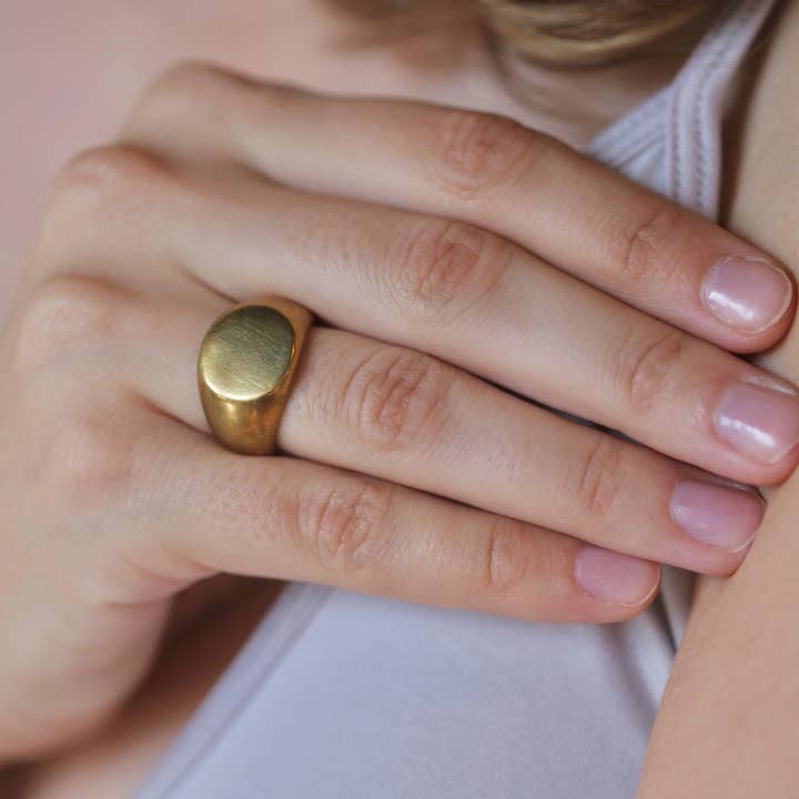 Chira Ring for wholesale by Meyelo