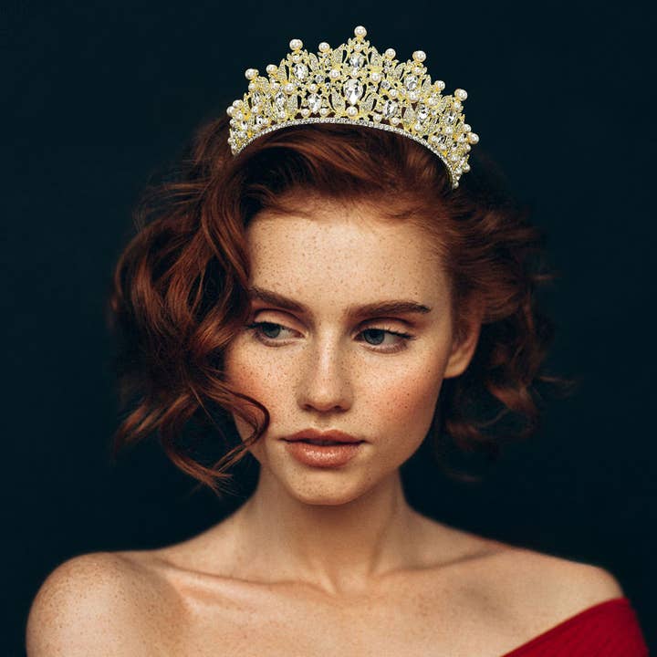 Pearl Pointed Teardrop Stone Embellished Princess Tiara
for wholesale by Sensibling Corp.