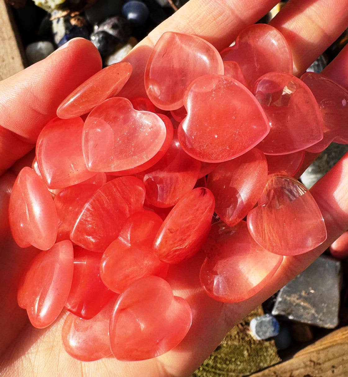 Elf Kendal Hippies - Vente Pierre et cristal de spiritualité - Cœur en quartz cerise 2 cm pierre d'amour de la Saint-Valentin gemmes cœurs 20 mm3