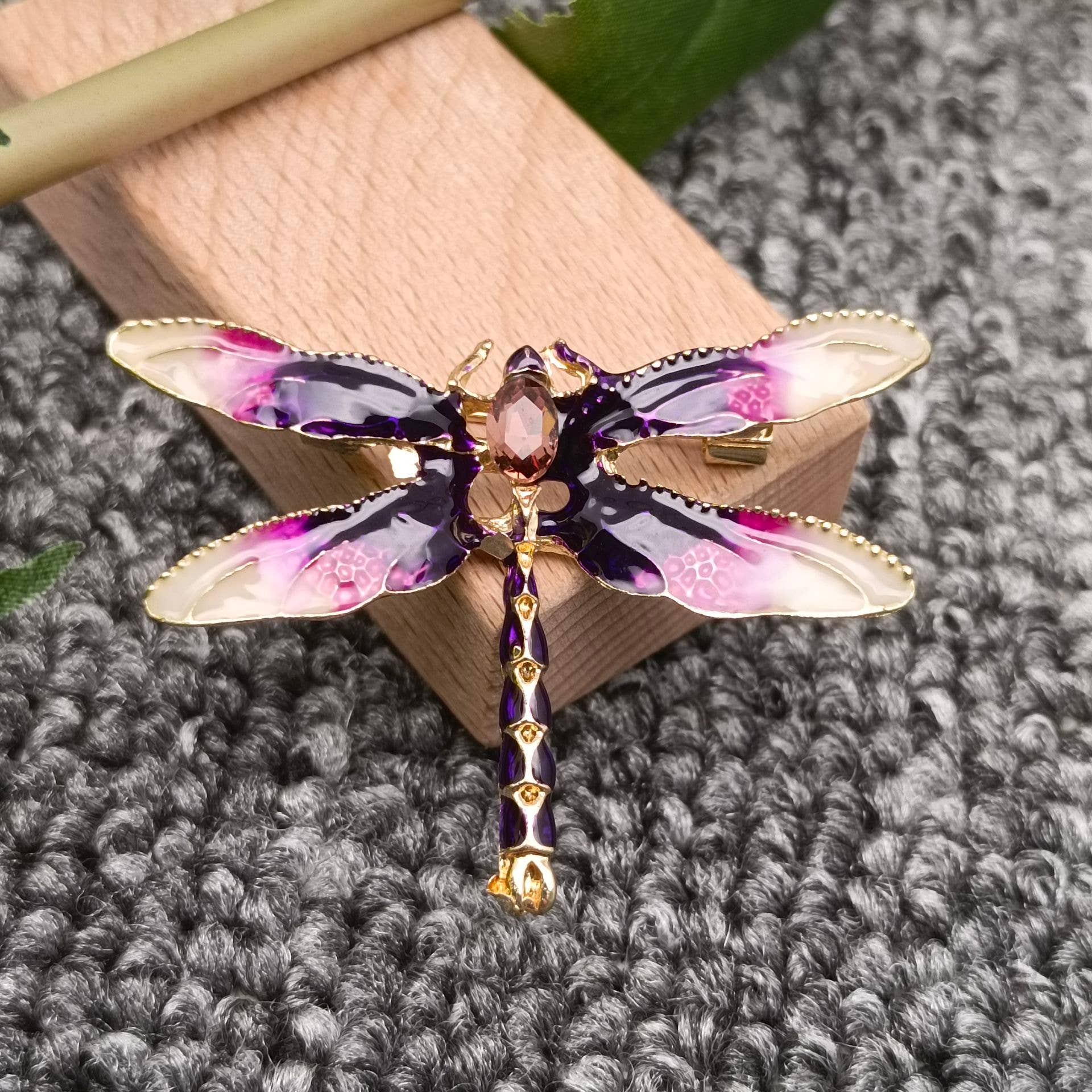 Mio Queena - Wholesale Brooch - Rhinestone Enamel Dragonfly Brooch Clothes Pin1